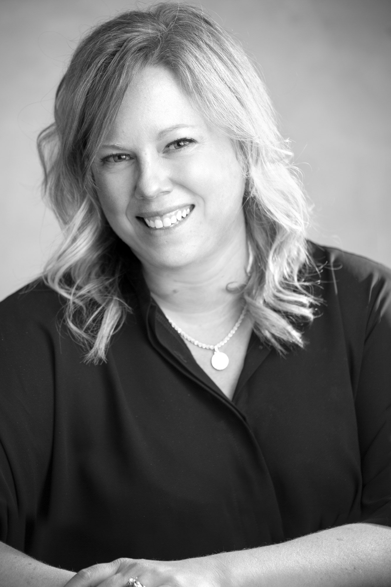 Laura-Sosner-Vancouver-corporate-headshot-photographer-best.jpg