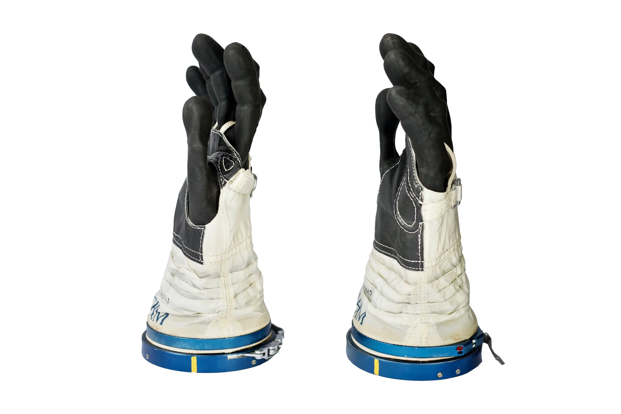 Glove 2 (1).jpeg