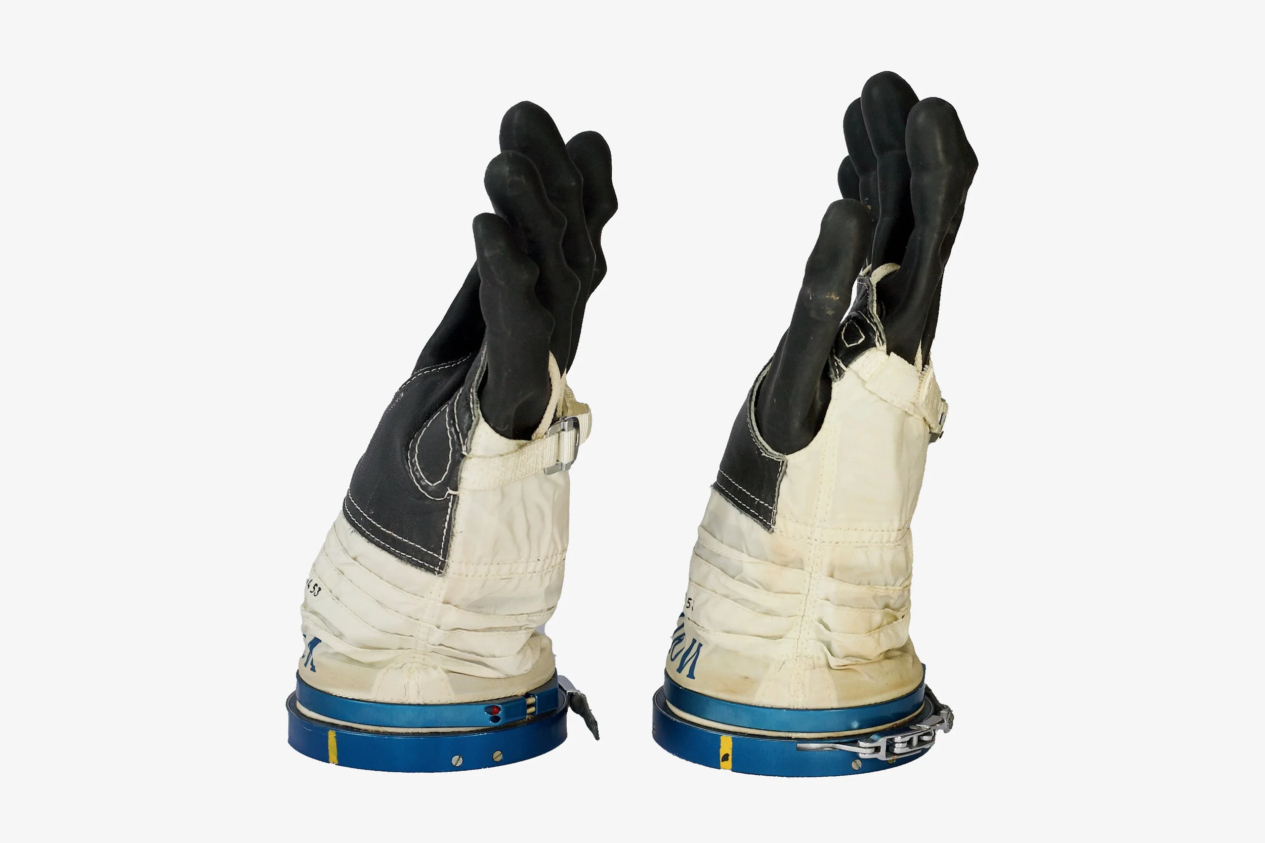 glove 3 (4).jpeg