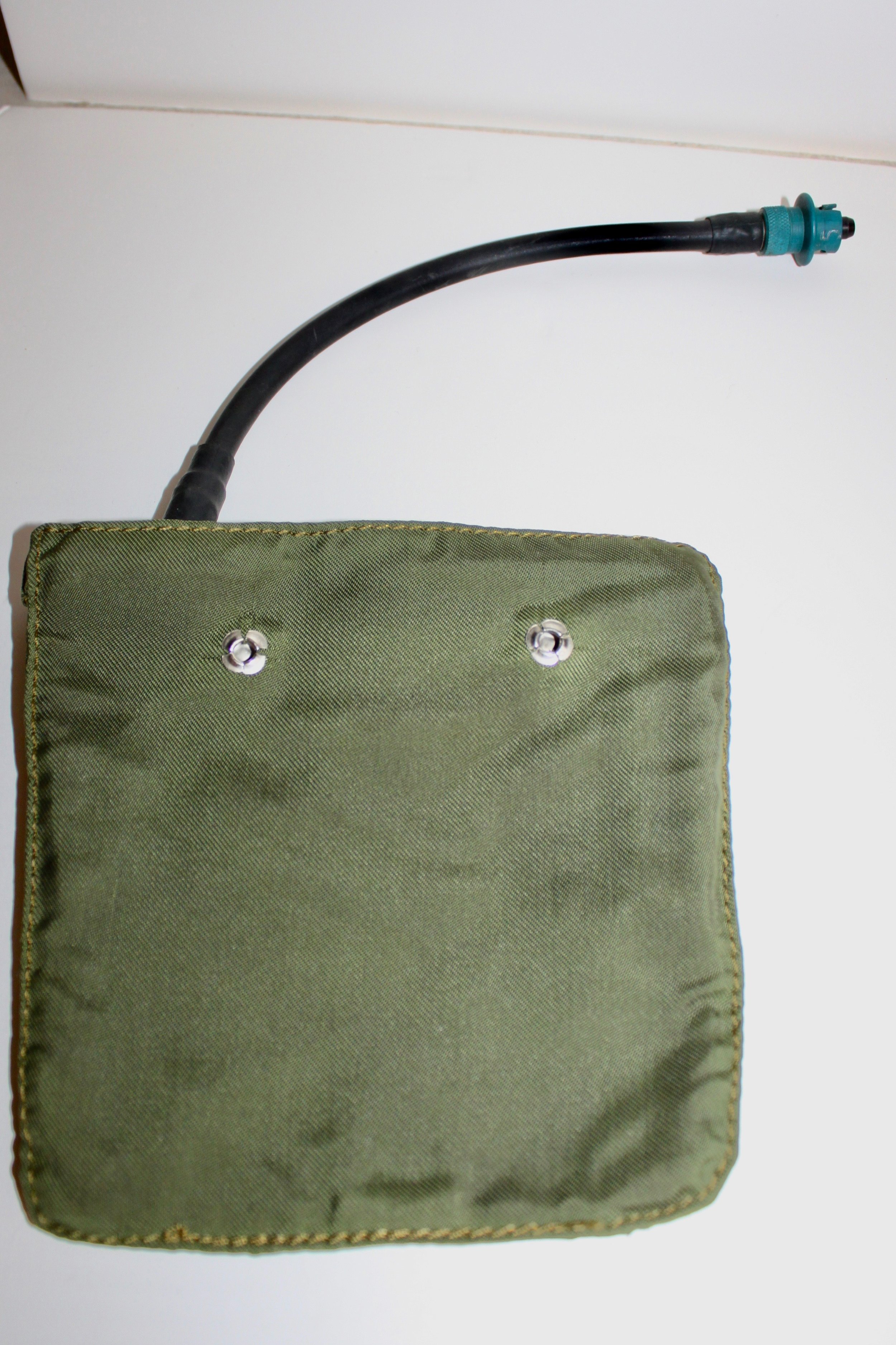 Soviet Air Force Mig Jets Fighter Pilot KM-32 Oxygen Mask Inner Occipital Bladder