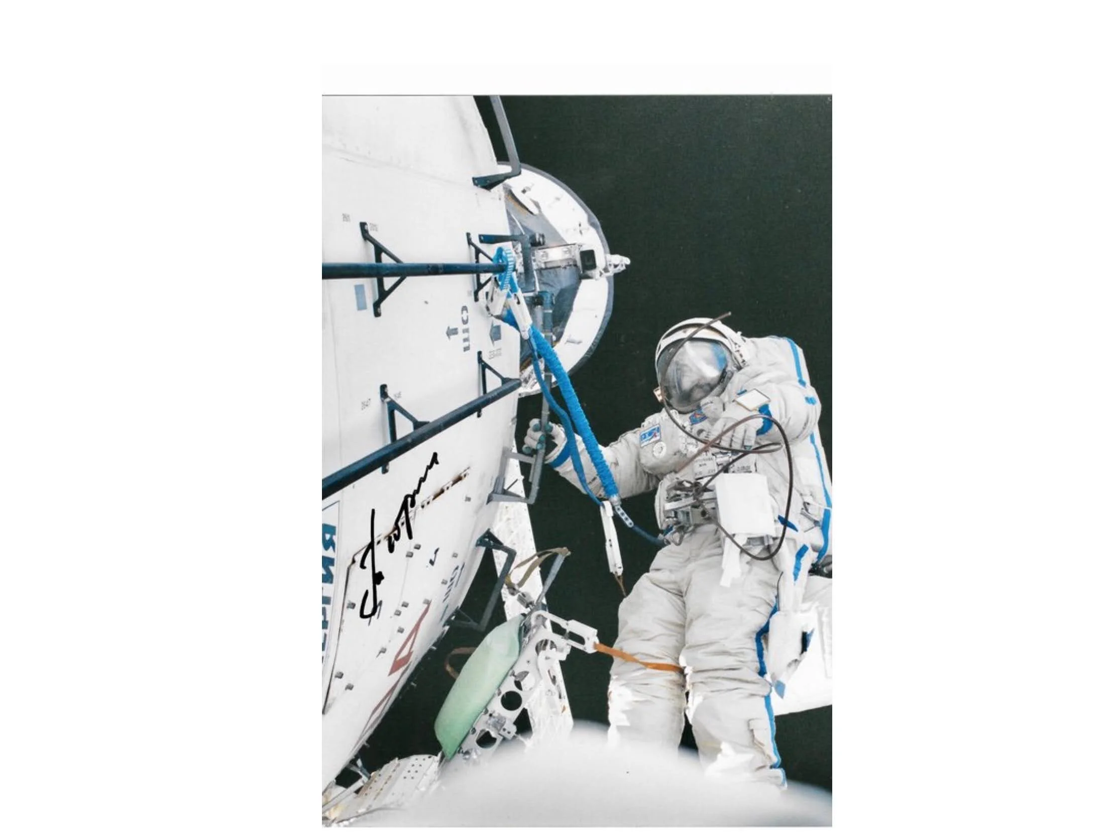 Russian Cosmonaut Mikhail Tyurin Signed Photo ISS Expedition-14 Soyuz TMA-9 Spacewalk EVA