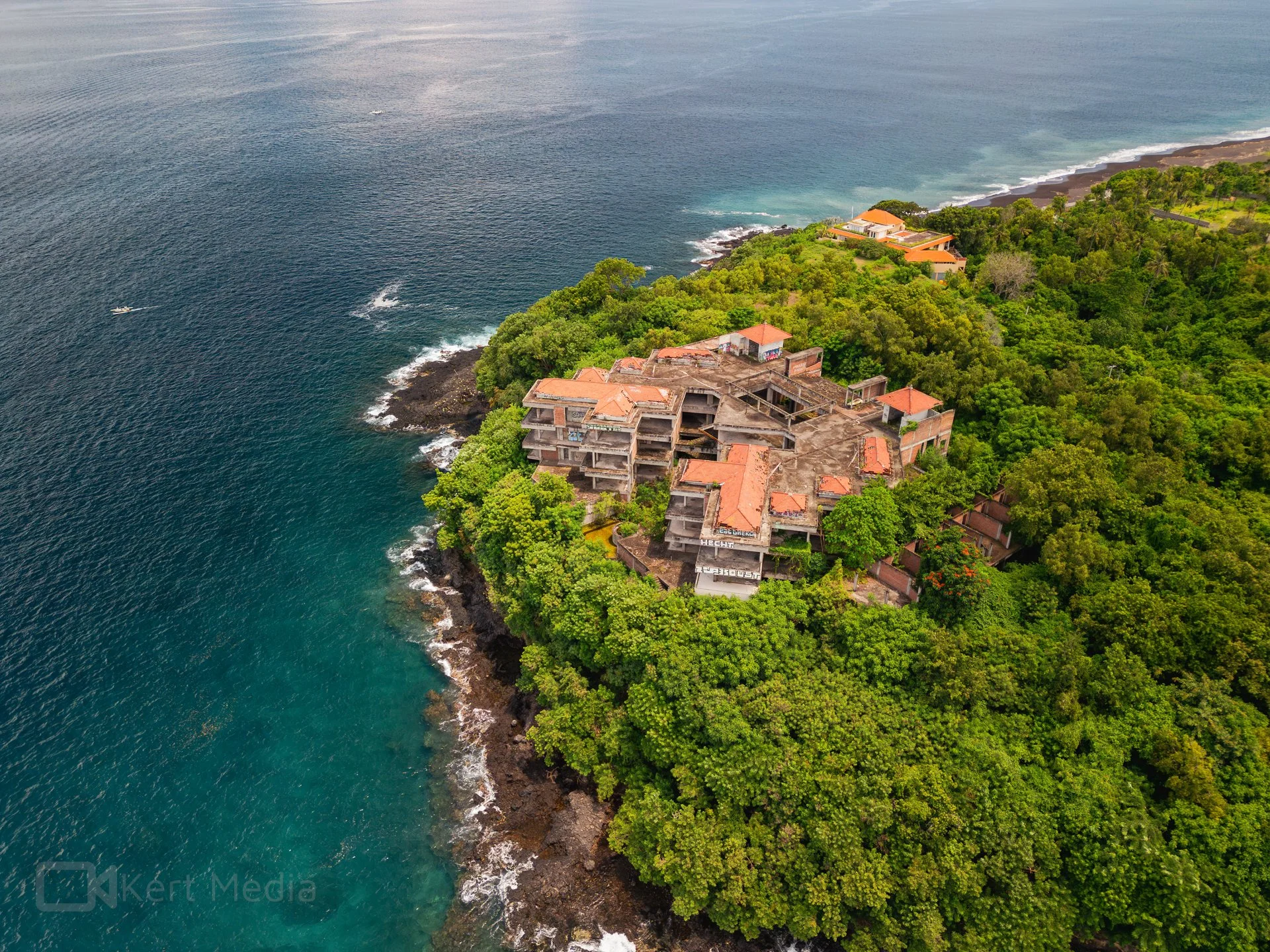 Bali_Lombok_KertMedia_230314_DJI_0885-Enhanced-NR_HD.jpg