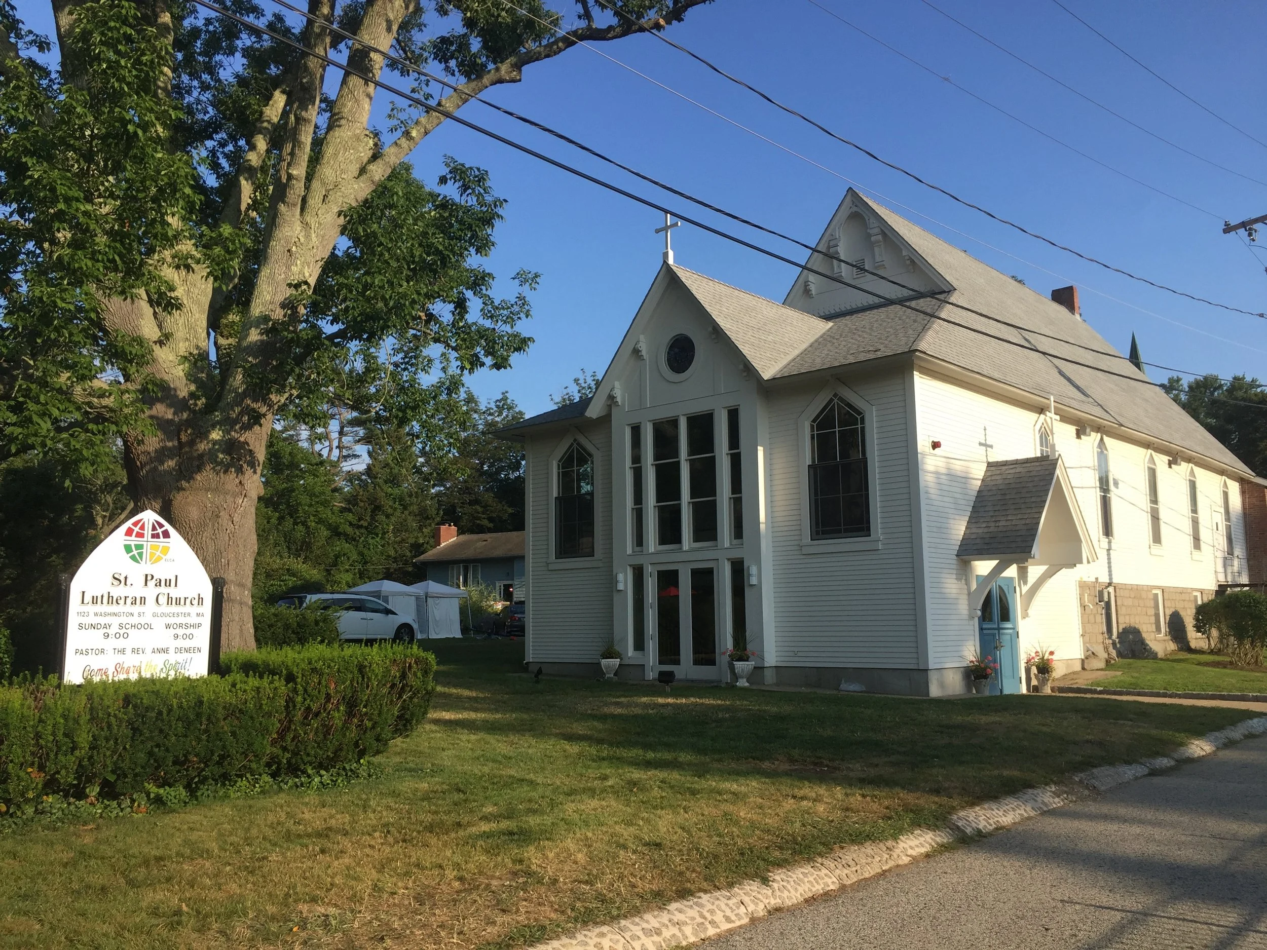 "St. Paul Lutheran Church in Gloucester is an acoustically and aesthetically ideal setting for the intimacy of chamber music." --Cape Ann Beacon