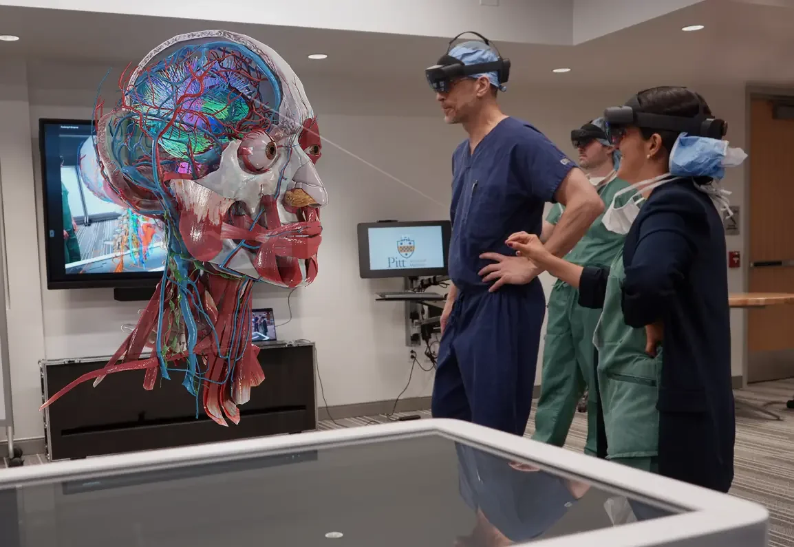 Medivis-anatomyX-institutions.webp