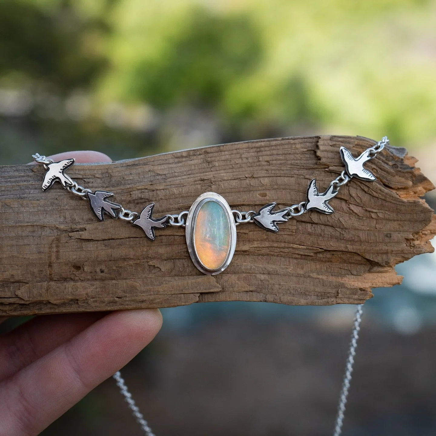 Spring in the high desert brings the sky to life with songbirds, swallows and soaring hawks. Watching them glide so effortlessly inspired the theme of flight woven throughout these new pieces. 🐦&zwj;⬛🪶 

These new designs are headed for Alpenglow J