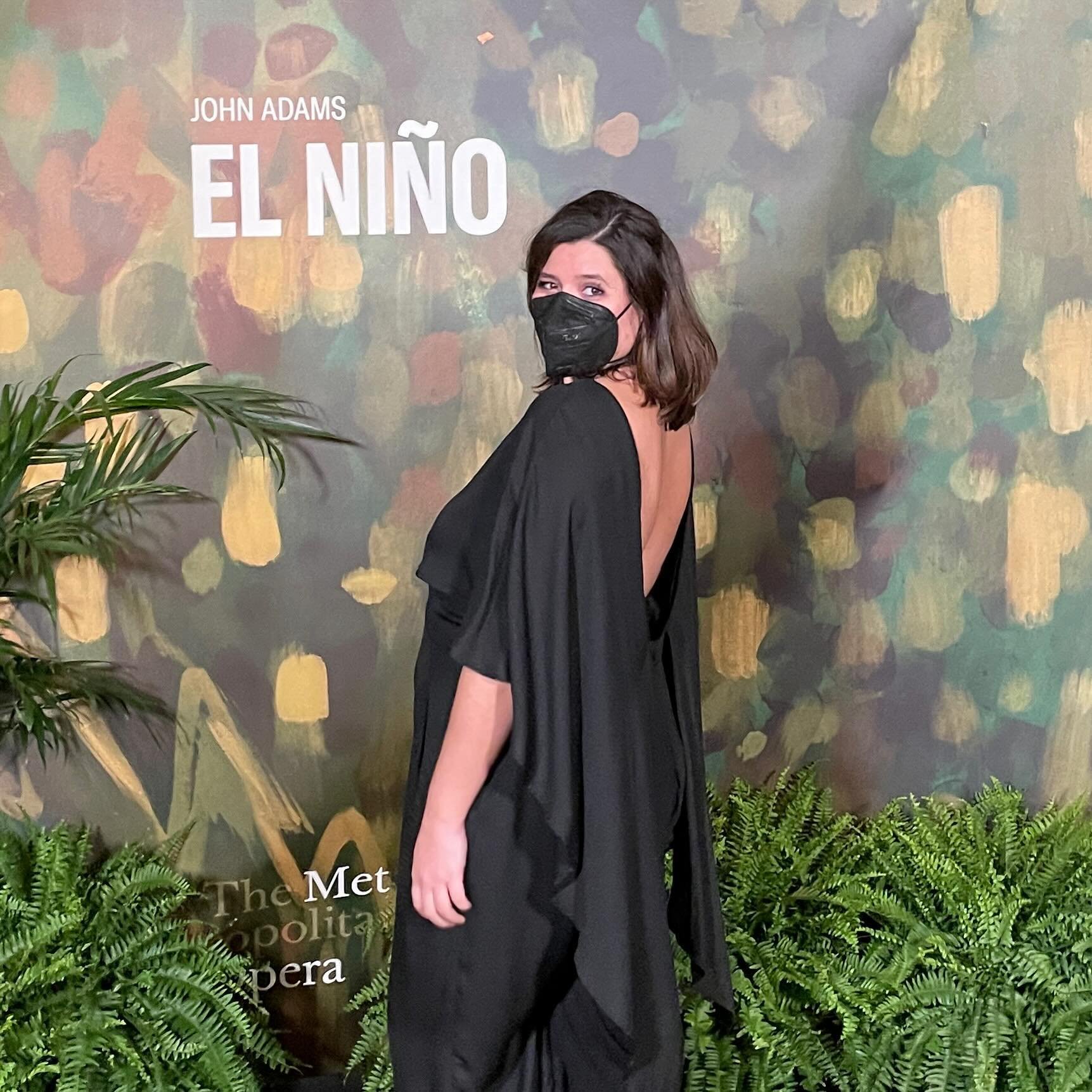 Happy opening to El Ni&ntilde;o!! I don&rsquo;t know why everyone thinks minimalism is so hard 🙄 it was just like 3 things on repeat which is perfect for grooving and watching the beautiful visuals? 

Congrats to @ksenialeletkina and all others invo