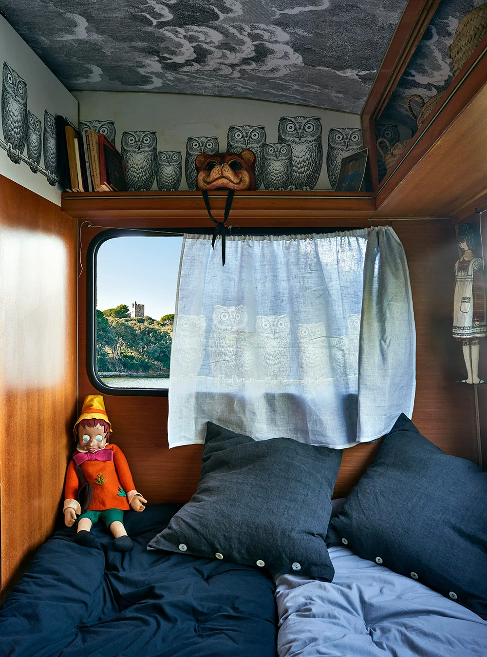 caravan•casa vogue