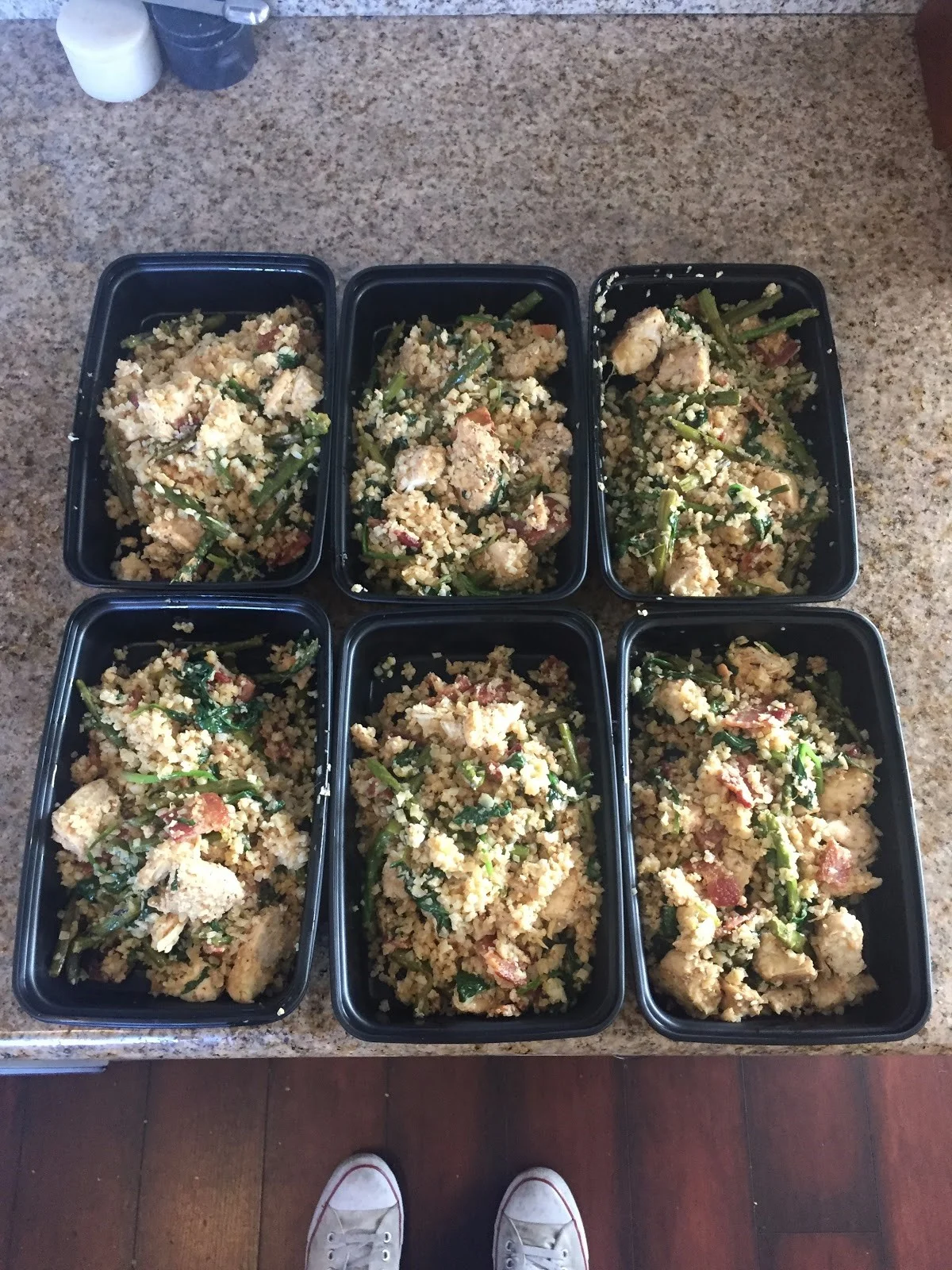 I divided it into 6 servings. Each serving with about 640 calories and only 5 net carbs (without the topped mozzarella bake) But the best part is, is that it's a one pan dish so clean up is a breeze! 