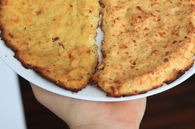 Which one will win the taste test?? We&rsquo;ve got cauliflower on the left and coconut flour on the right. Both are nut free 🥜 #thefatbody #pizza #ketopizza .
.
.
.
.
#keto #ketogenicdiet #lchf #ketogenic #ketorecipes  #lowcarb #lowcarbhighfat #los