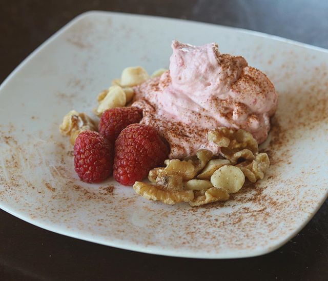 Raspberry Vanilla Sweet Cream (just 4 ingredients! The EASIEST dessert recipe... Add some nuts, berries and cinnamon like I did or as a topping on a low carb muffin! What would you do??? ___________
Recipe: 
1/2 cup heavy cream
5-6 raspberries
1 teas