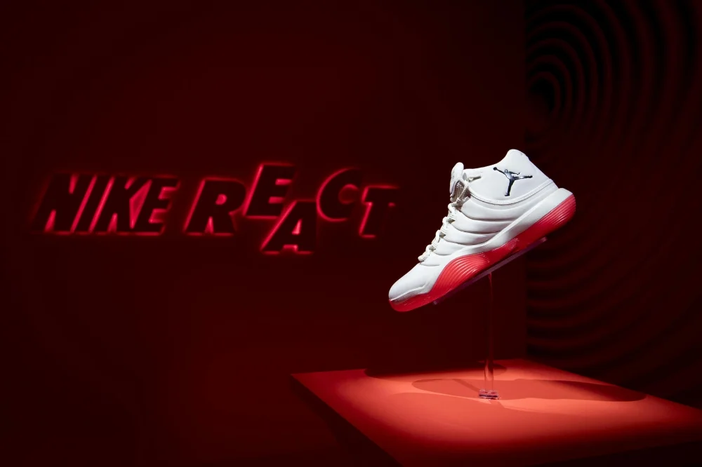 Photo via Nike News .