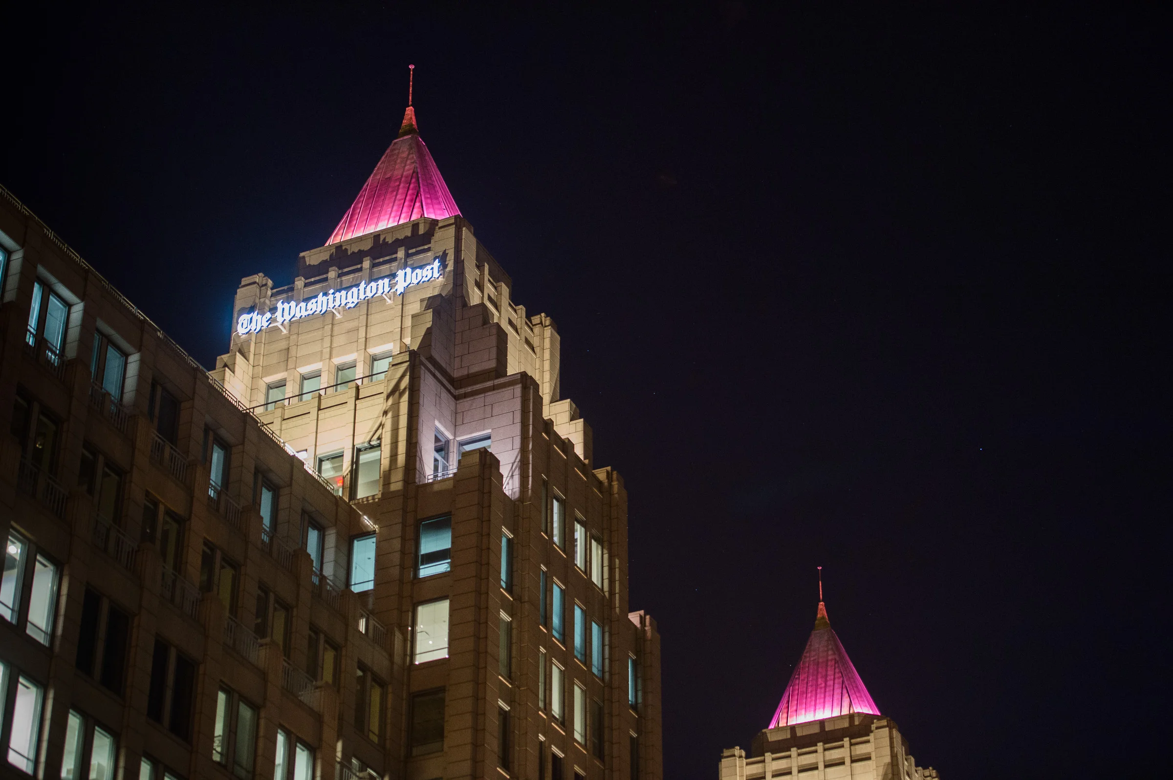 2017 0929 -- Think Pink with Visi students -- 0333.jpg