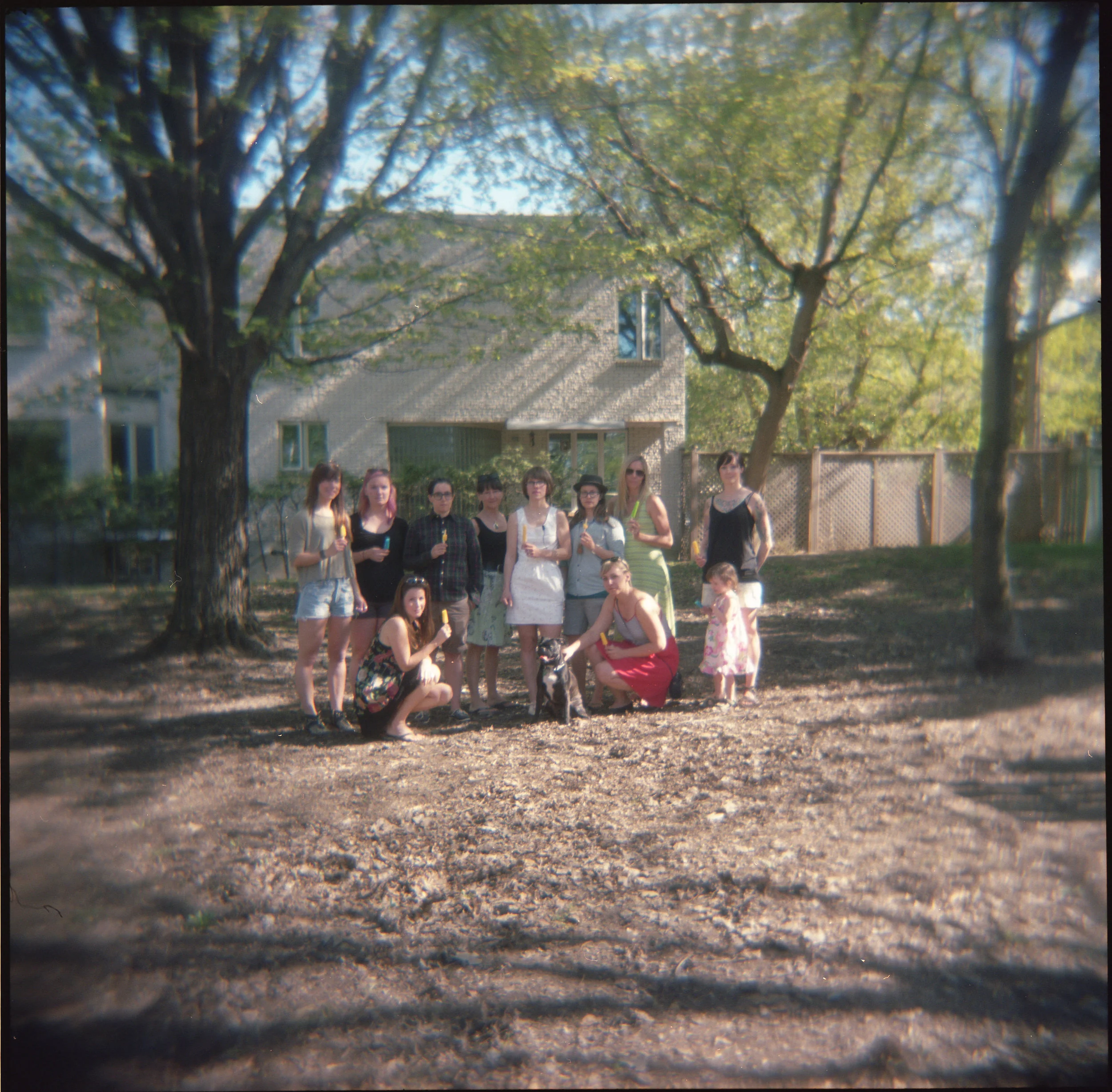 img016.jpg
