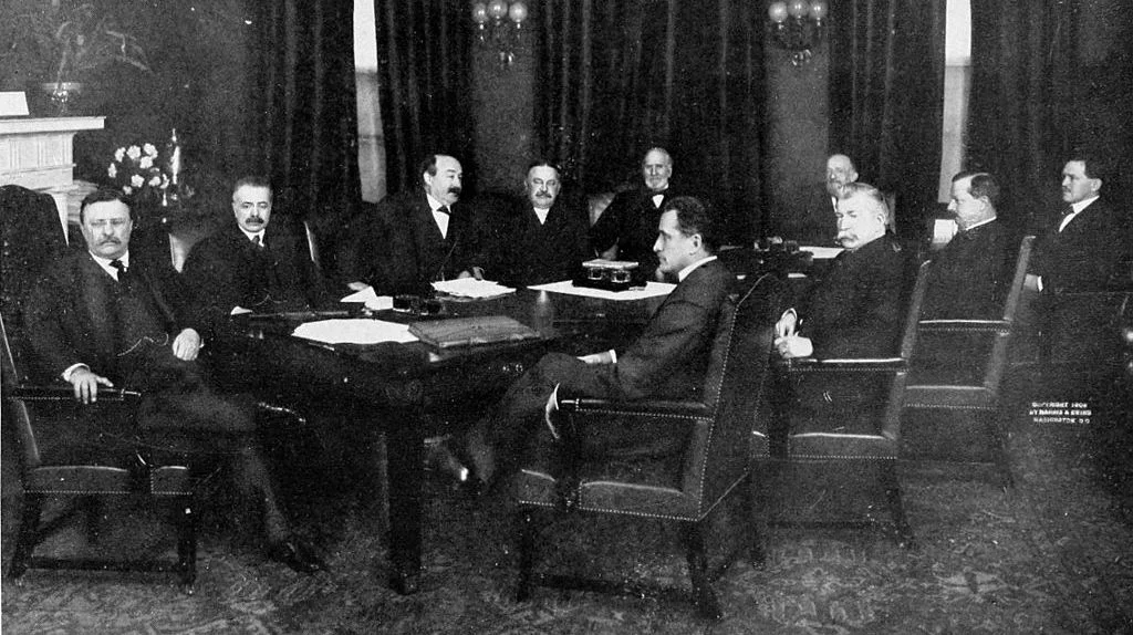 The Cabinet of the United States