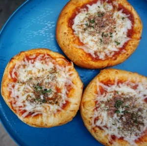 Cheesy Pizza Bites