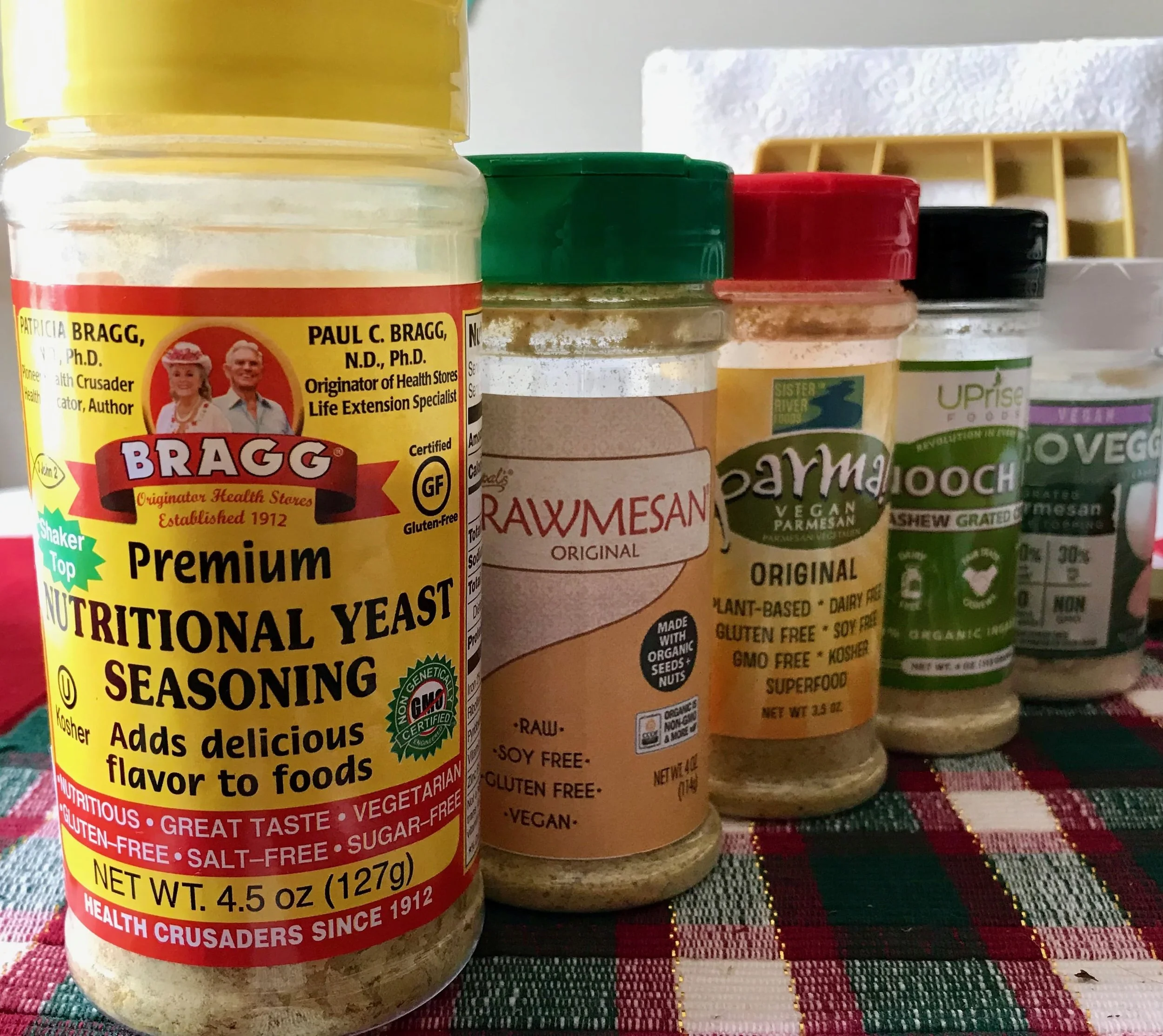 The Best Vegan Parmesan Brands in 2021 [Buying Guide]