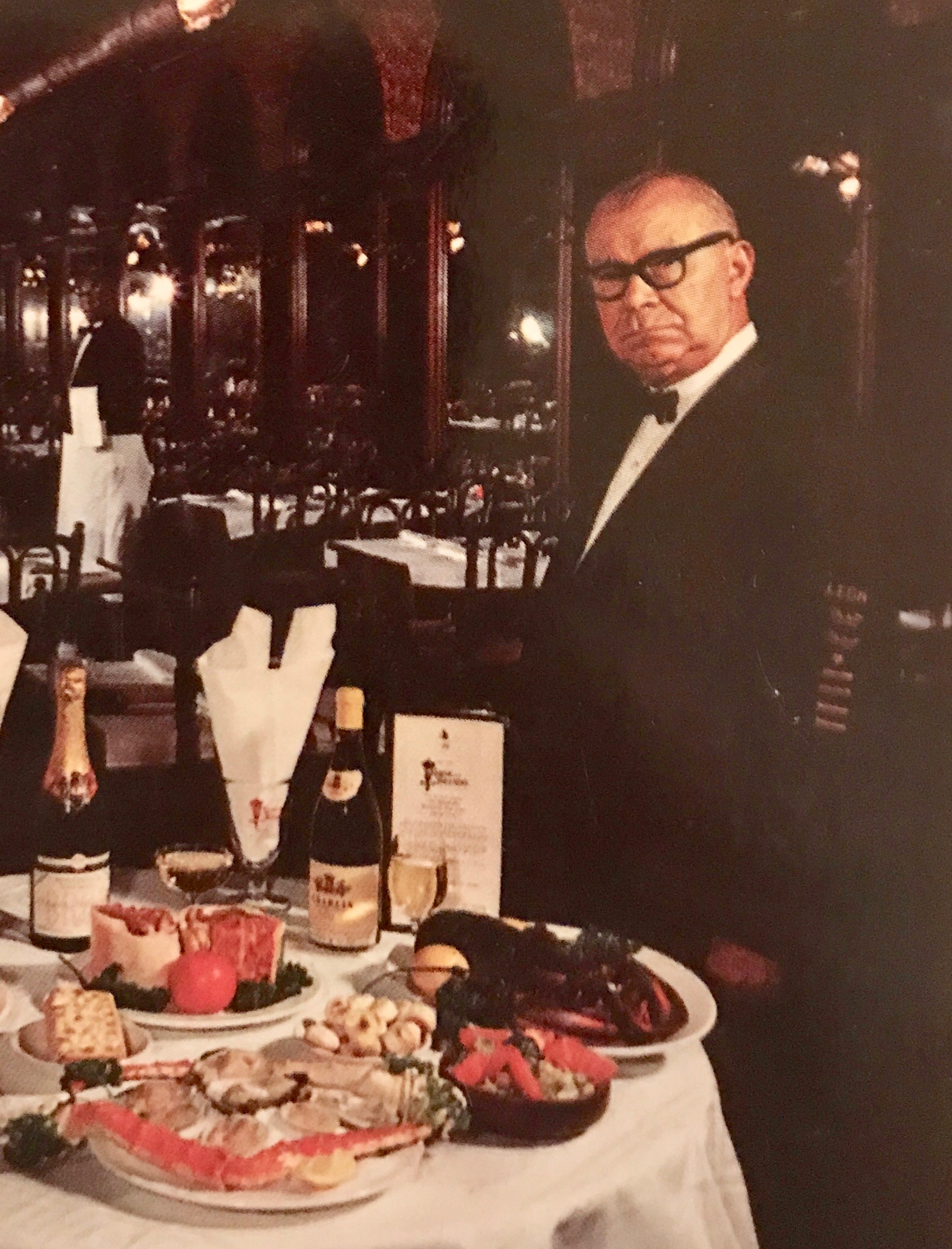 Leon Gaskill, longtime Gage & Tollner headwaiter