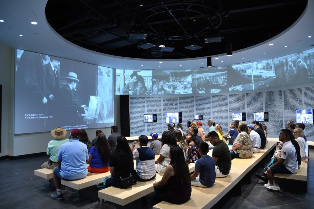 Holocaust-Museum-Houston-1000x667.jpg
