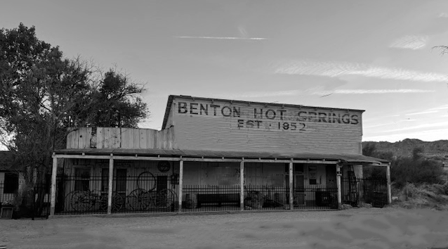 benton bw.png