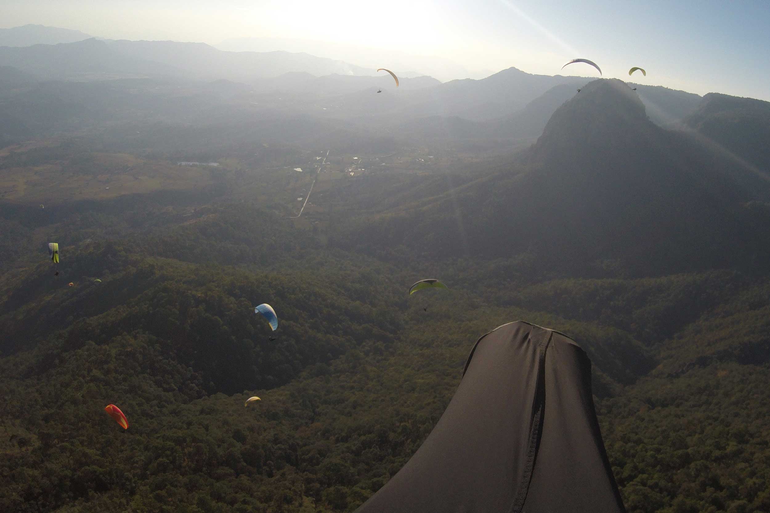 Paraglide-New-England-Trips-Valle-de-Bravo-Mexico-Gallery-Tim-FPV-Piano-View.jpg