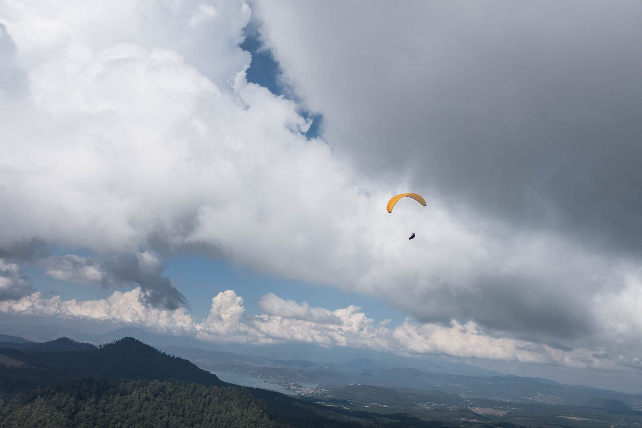 paragliding-clouds-valle-de-bravo-mexico.jpg