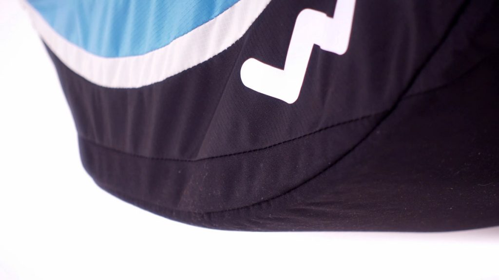Bottom is highly resistant to abrasion in Cordura®300