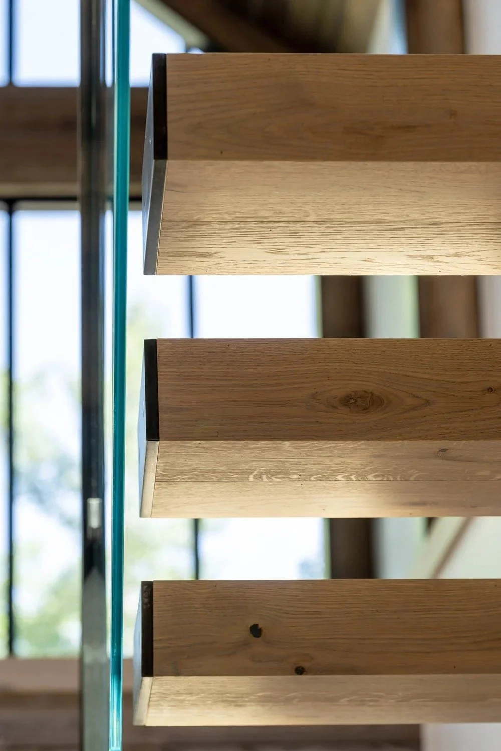 411 Pearl Stair Detail 01.jpeg
