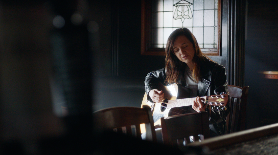 BECKS - Lena Hall "Becks"