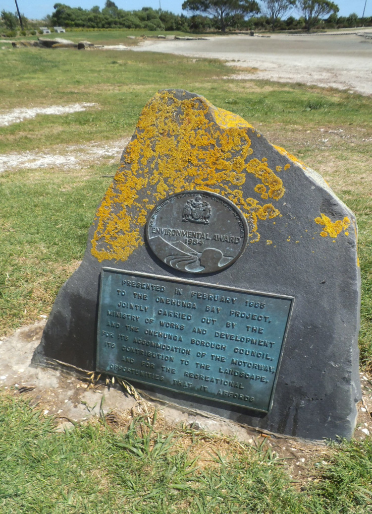 Turbott and Halstead’s 1973 EIR was not mentioned in the 1985 award for the Onehunga Bay Project