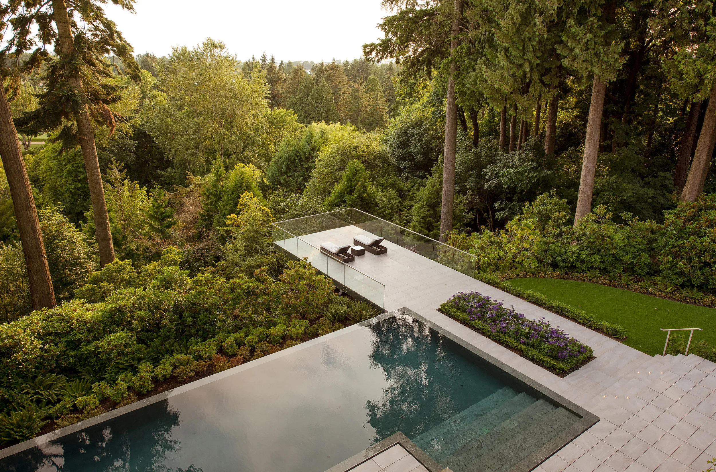 This estate carefully juxtaposes the historical with the contemporary. Photo credit - Brett Ryan. 