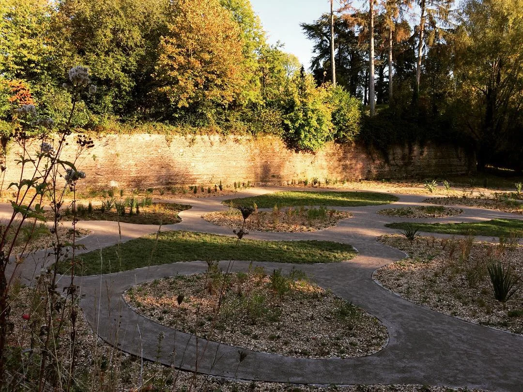 New Zealand peace garden finished in time for Armistice Day