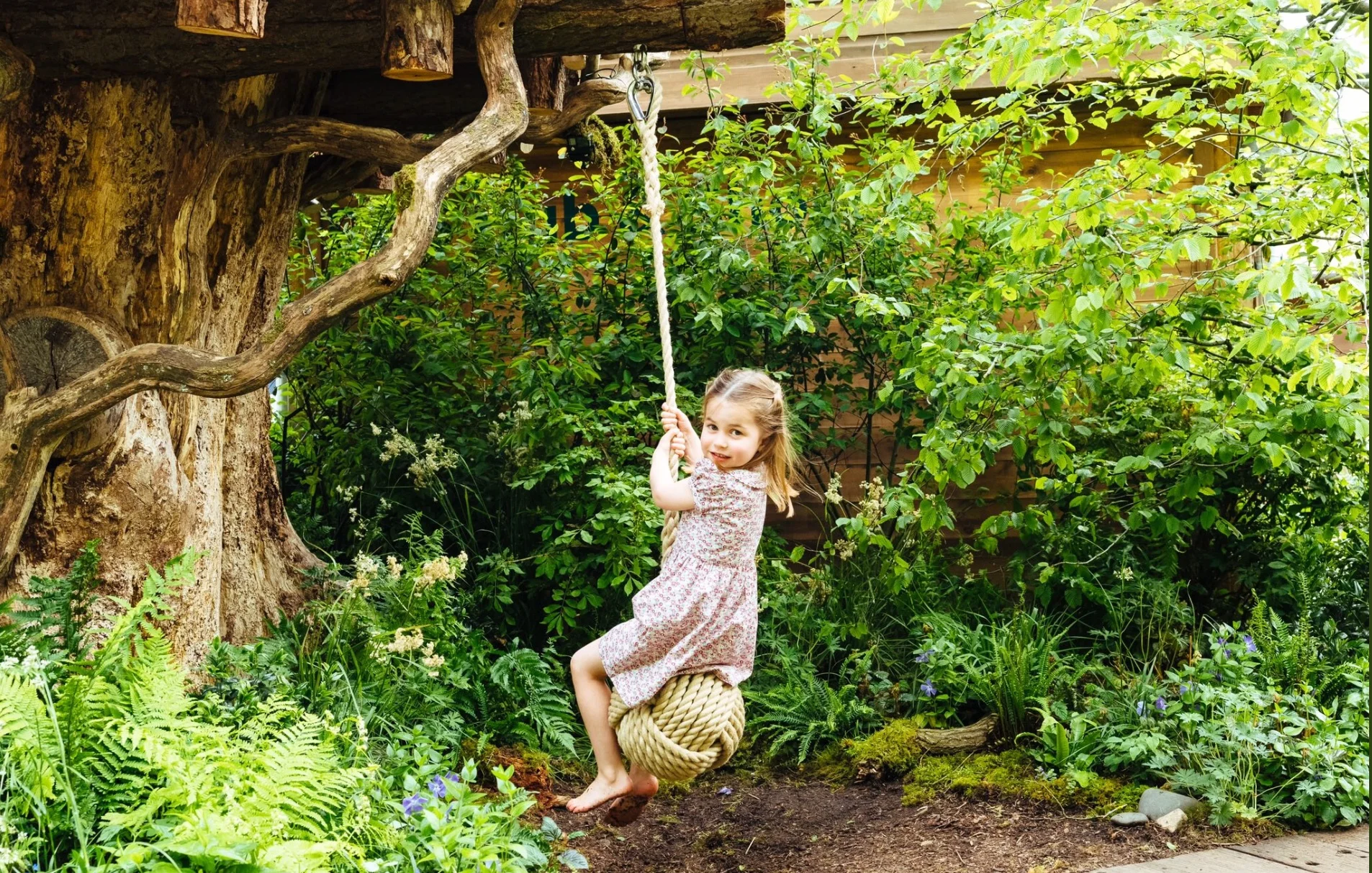 Back to nature - by royal design