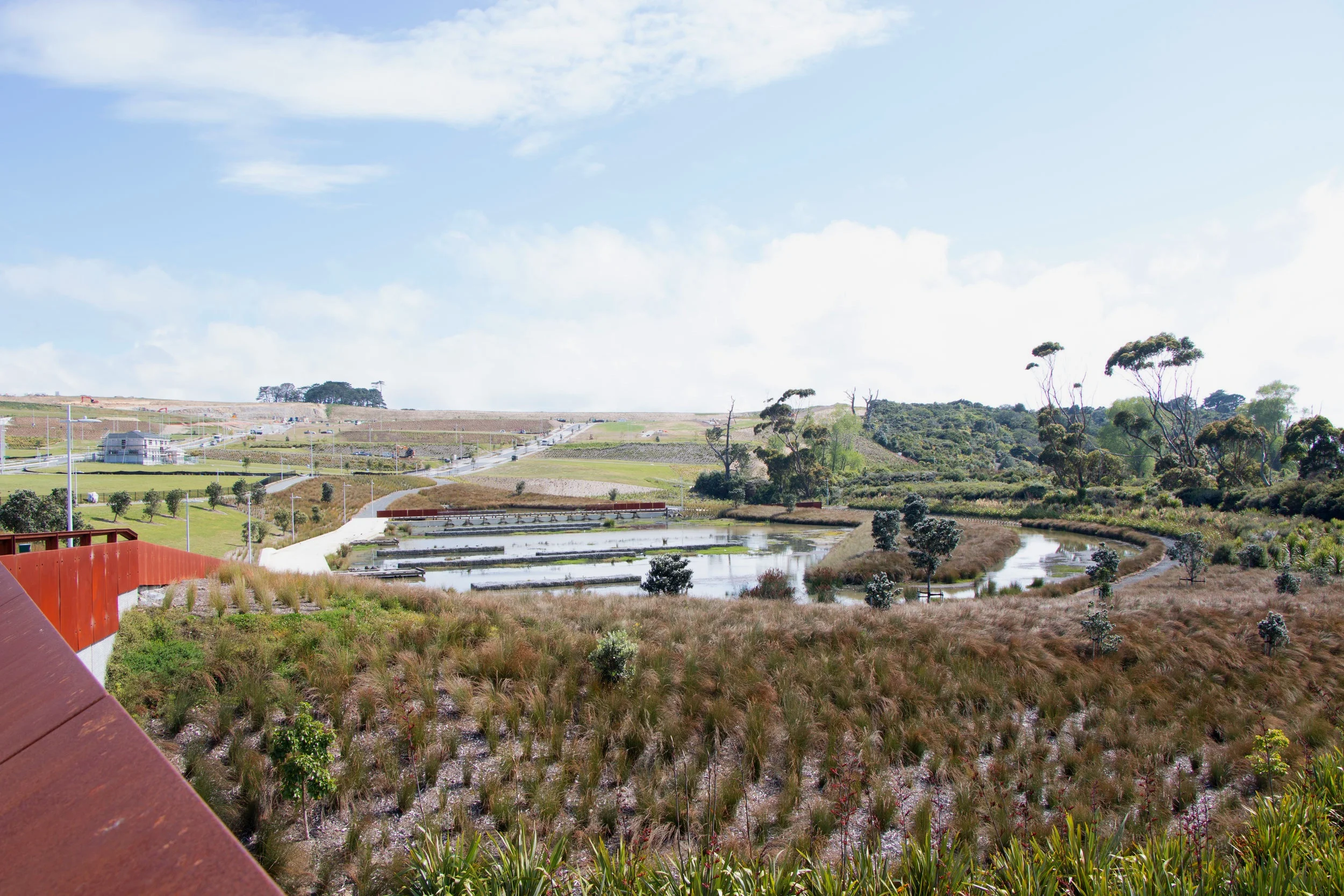 A fundamental principle underlying all decisions was to build a new urban environment that struck the right balance between an efficient use of land, whilst maintaining and enhancing the natural environment.