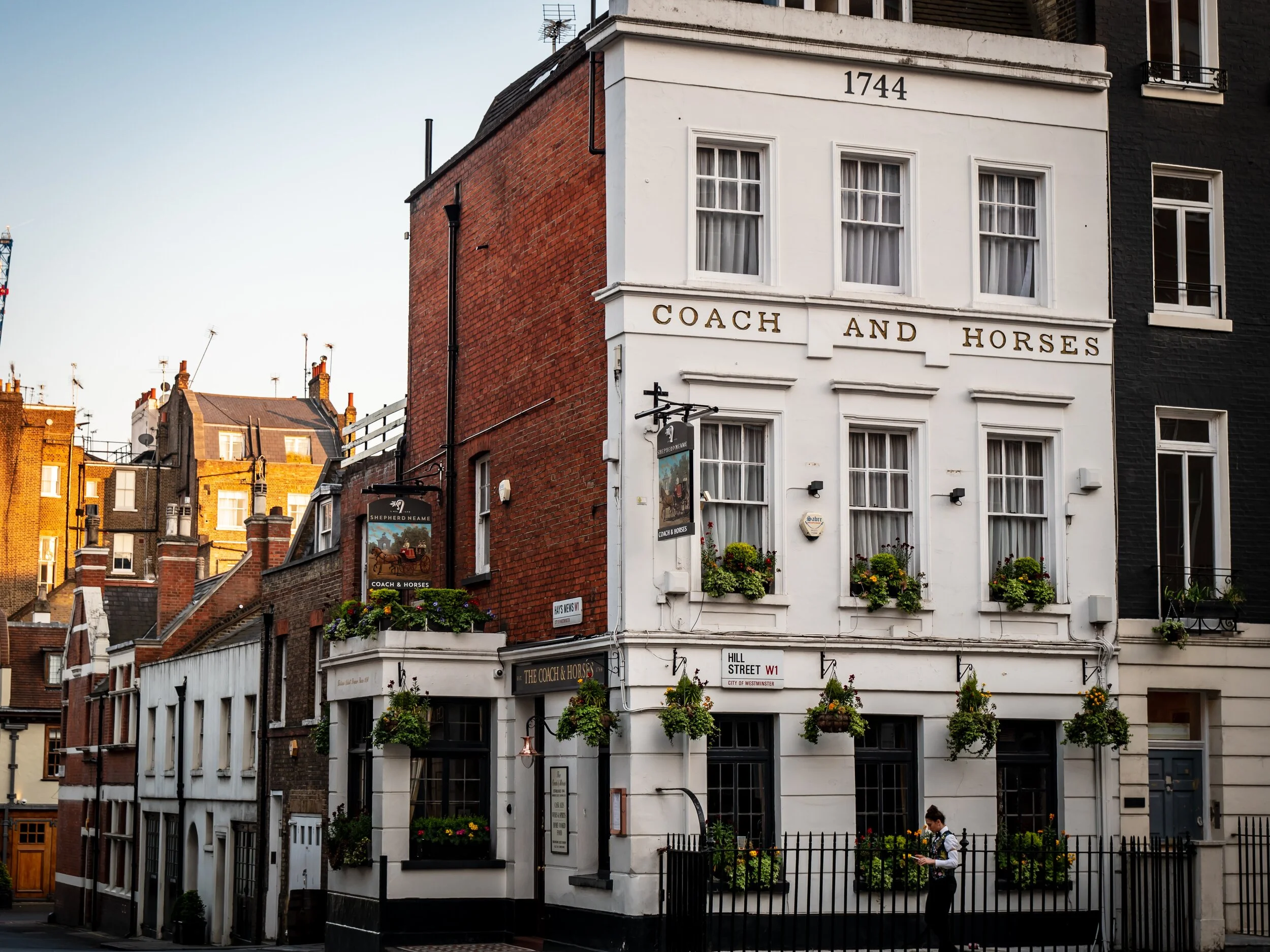 Everyone has a “local” in the United Kingdom. Photo by Adrian Dorobantu from Pexels.