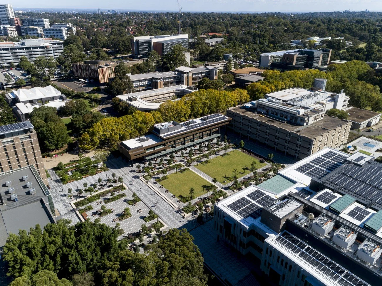 A green heart for  Macquarie University 