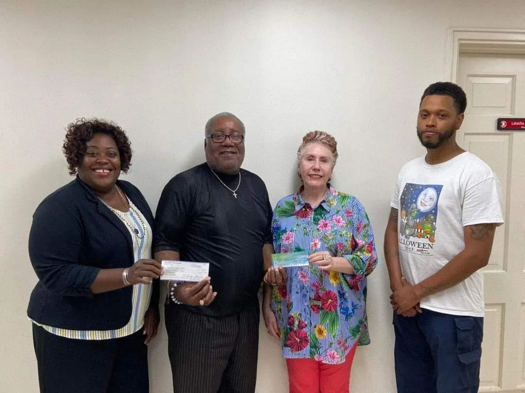 TS Police Support League Makes Emergency Donation to Greene County Ambulance