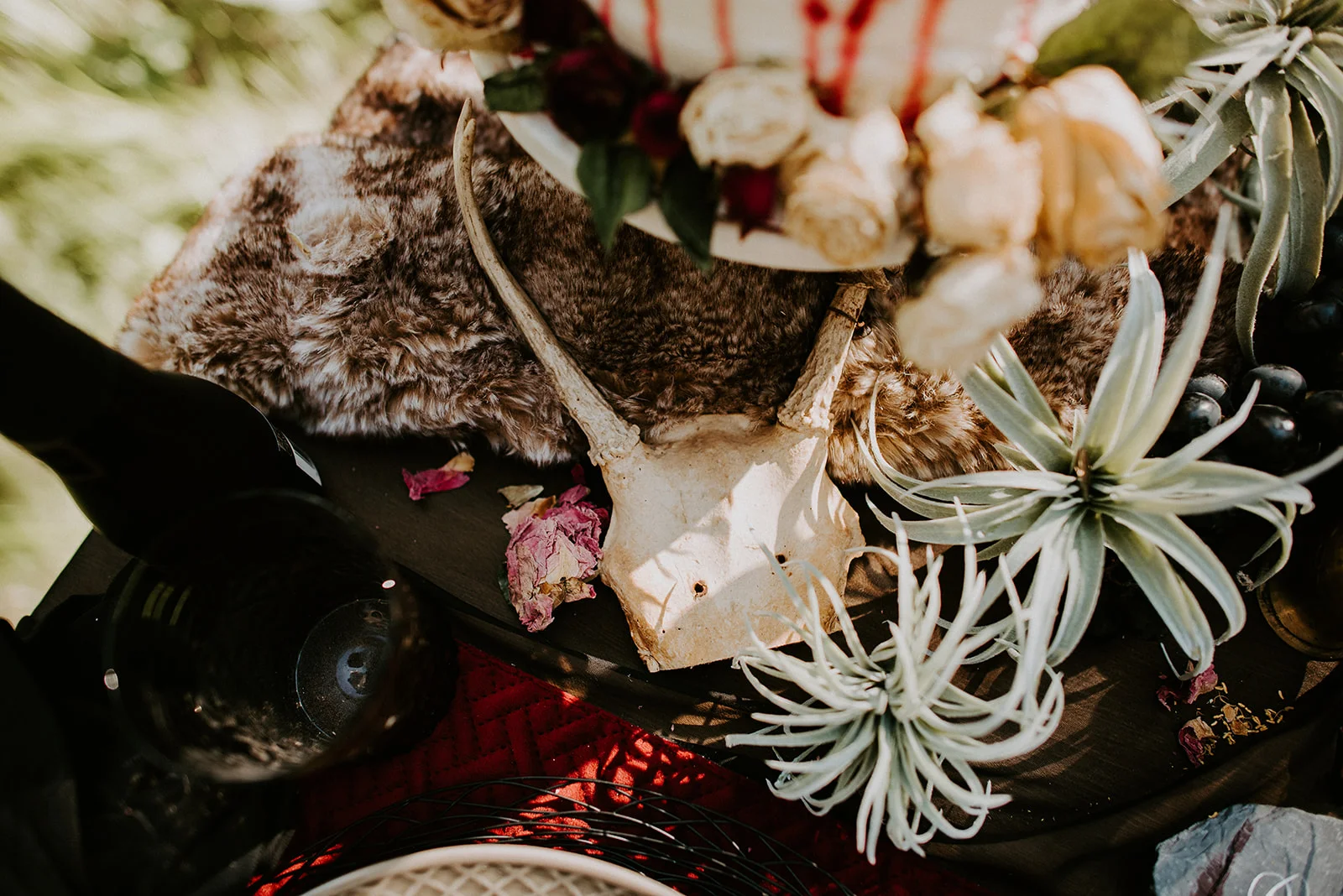 MFM.StyledShoot.KamraFullerPhotography.RockandStoneWeddings-58.jpg