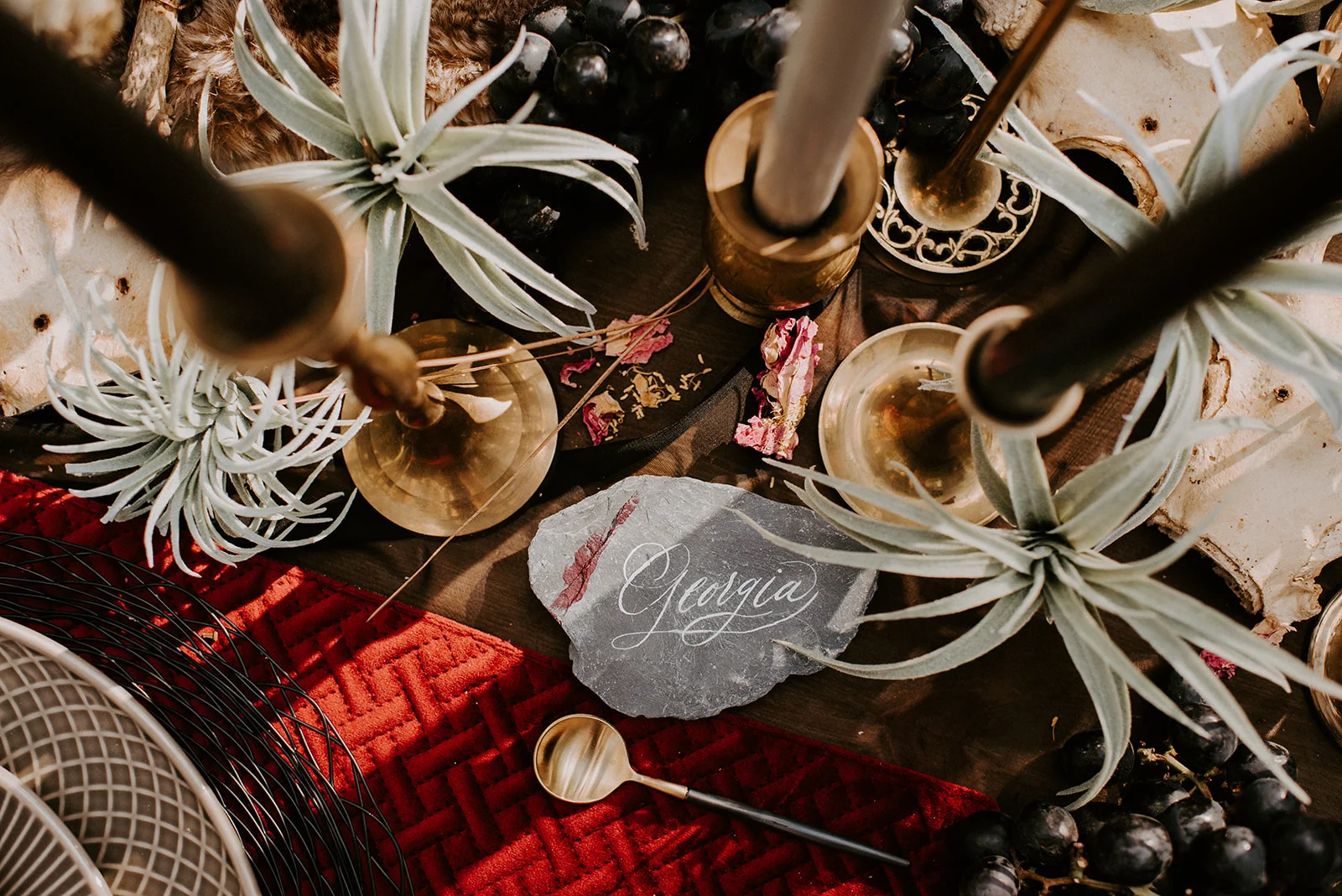 MFM.StyledShoot.KamraFullerPhotography.RockandStoneWeddings-89.jpg