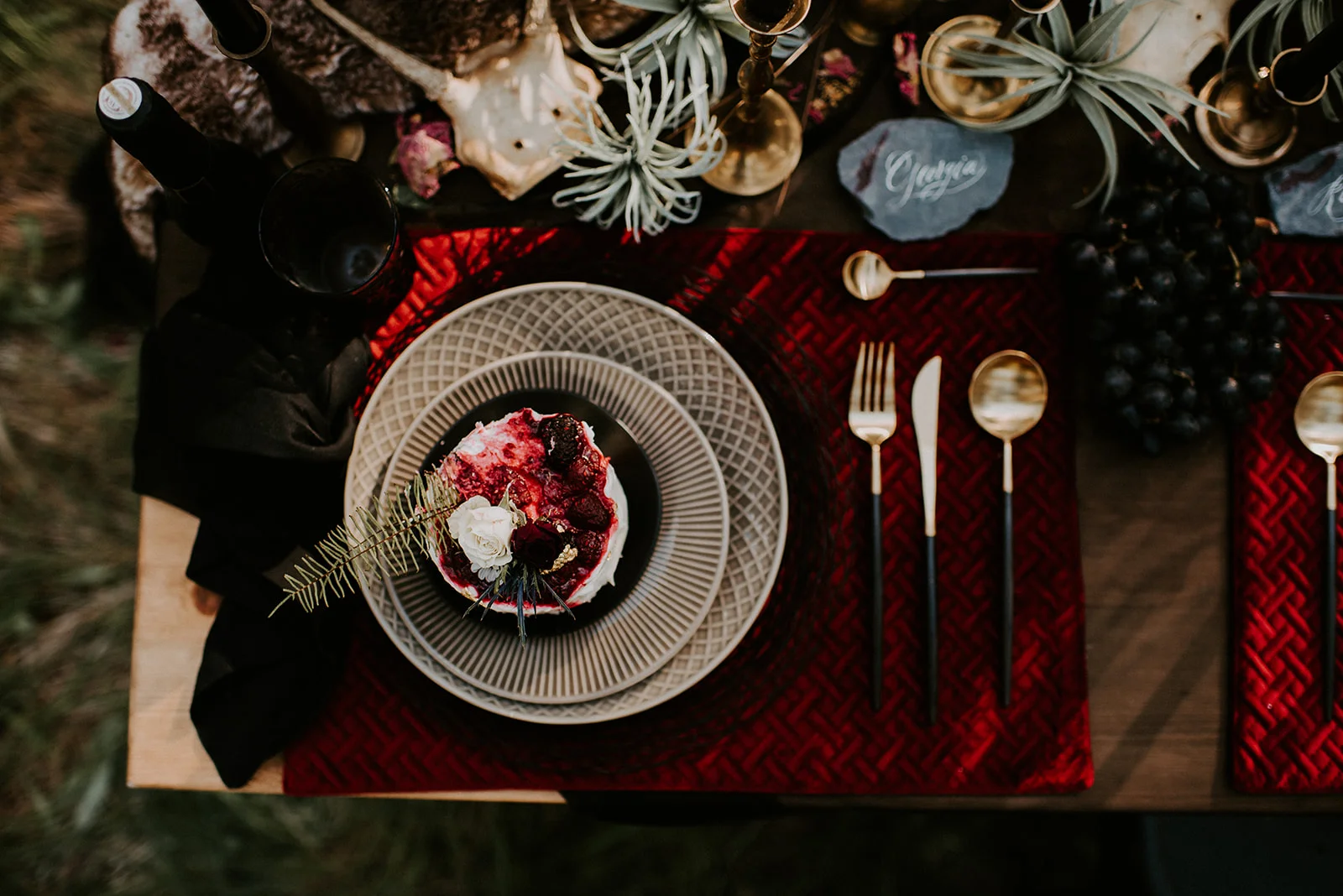 MFM.StyledShoot.KamraFullerPhotography.RockandStoneWeddings-100.jpg