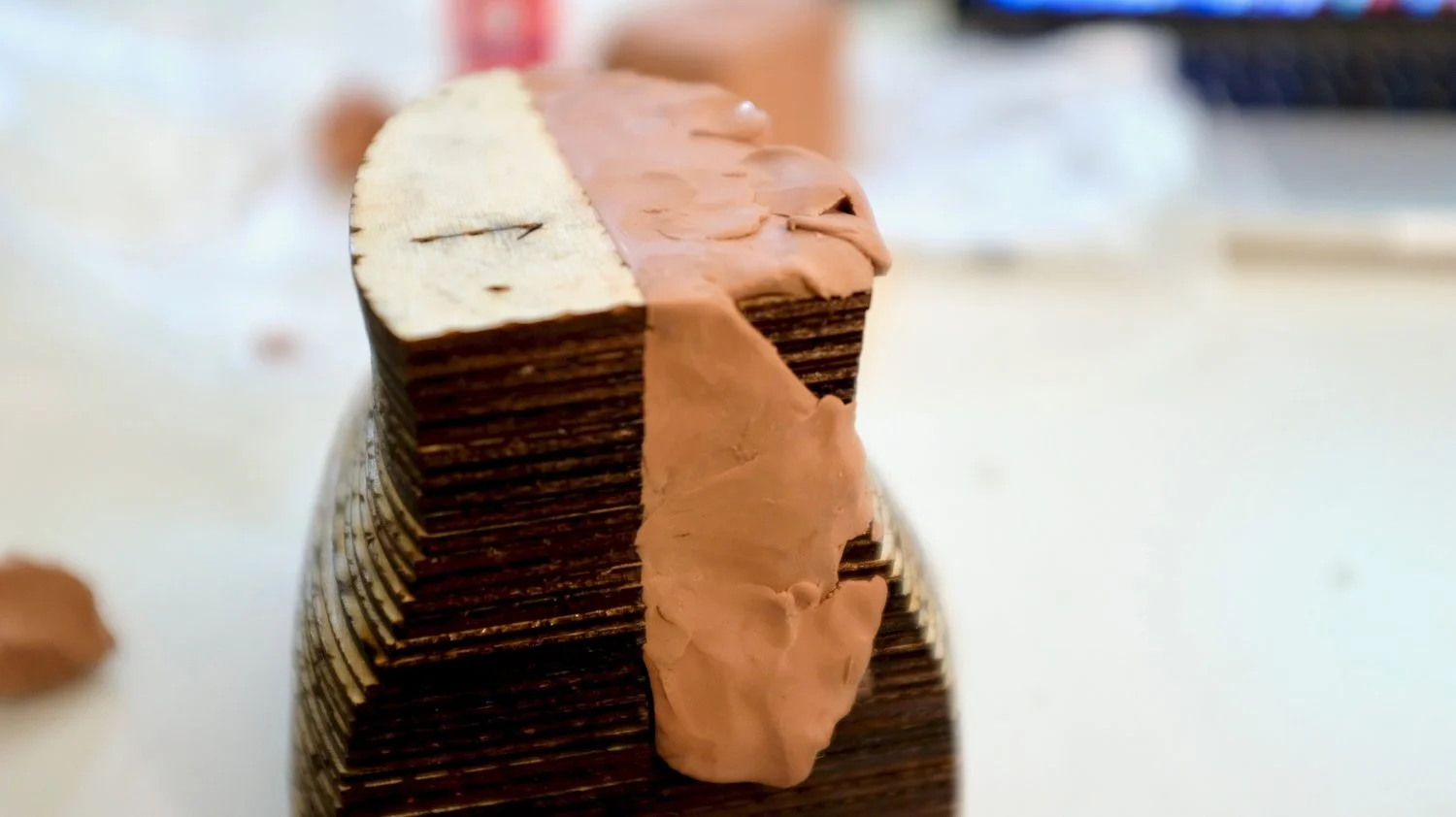 Start of applying the clay skin.
