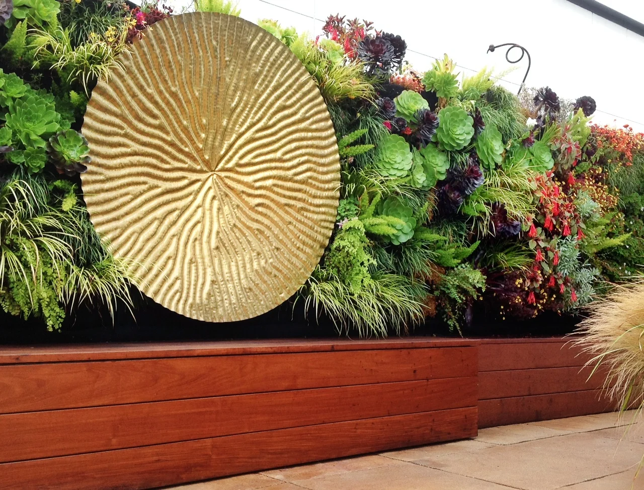 Mullenweg+vertical+Garden.jpg