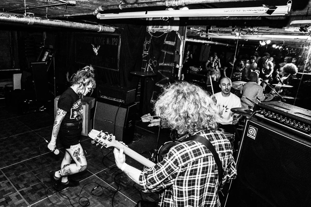tossed-aside-12.jpg
