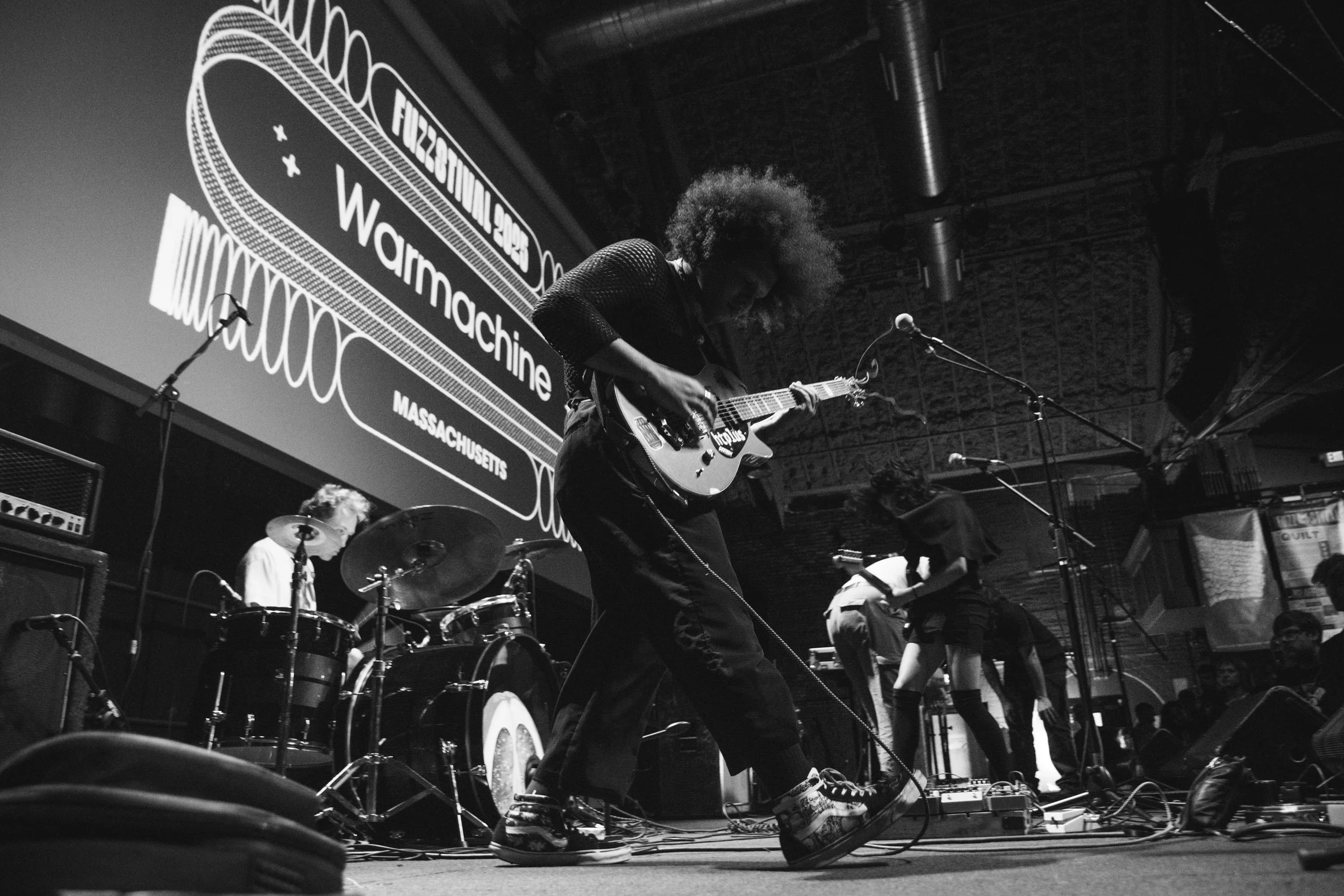 0925_fuzz_warmachine_010.jpg