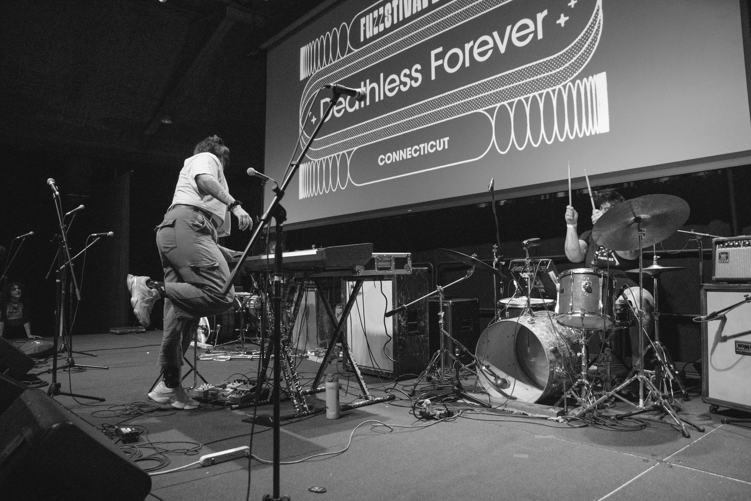 0925_fuzz_deathlessforever_009.jpg