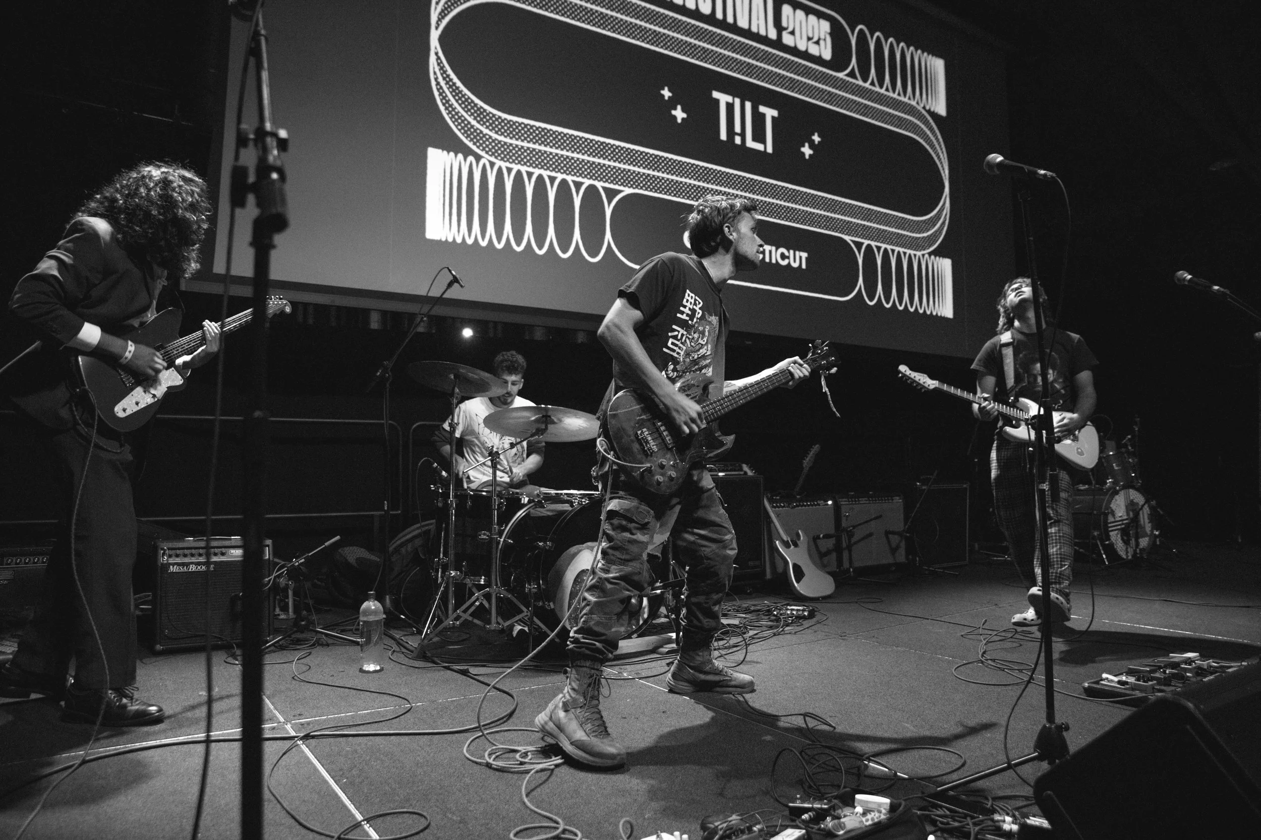 0925_fuzz_tilt_008.jpg