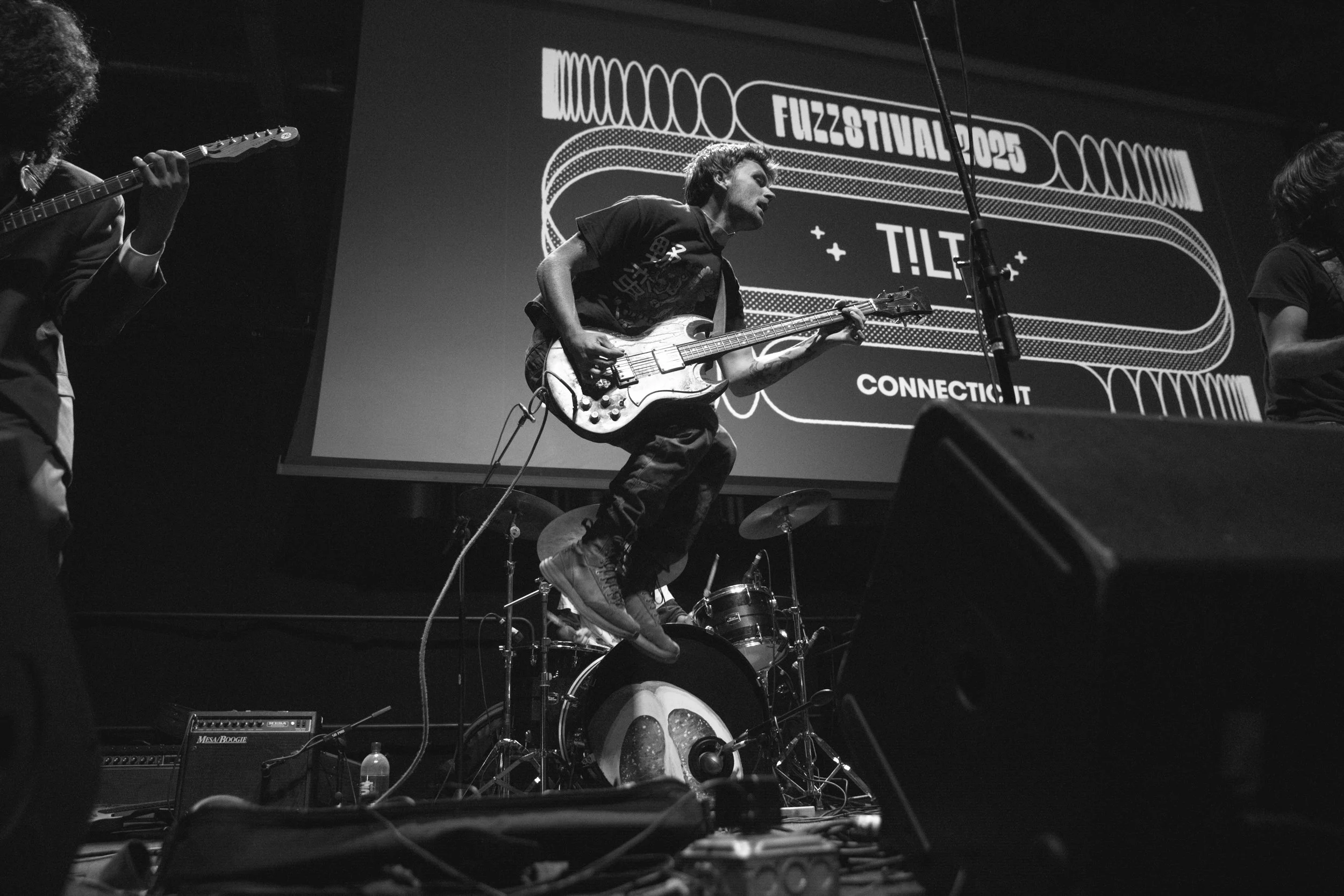 0925_fuzz_tilt_019.jpg