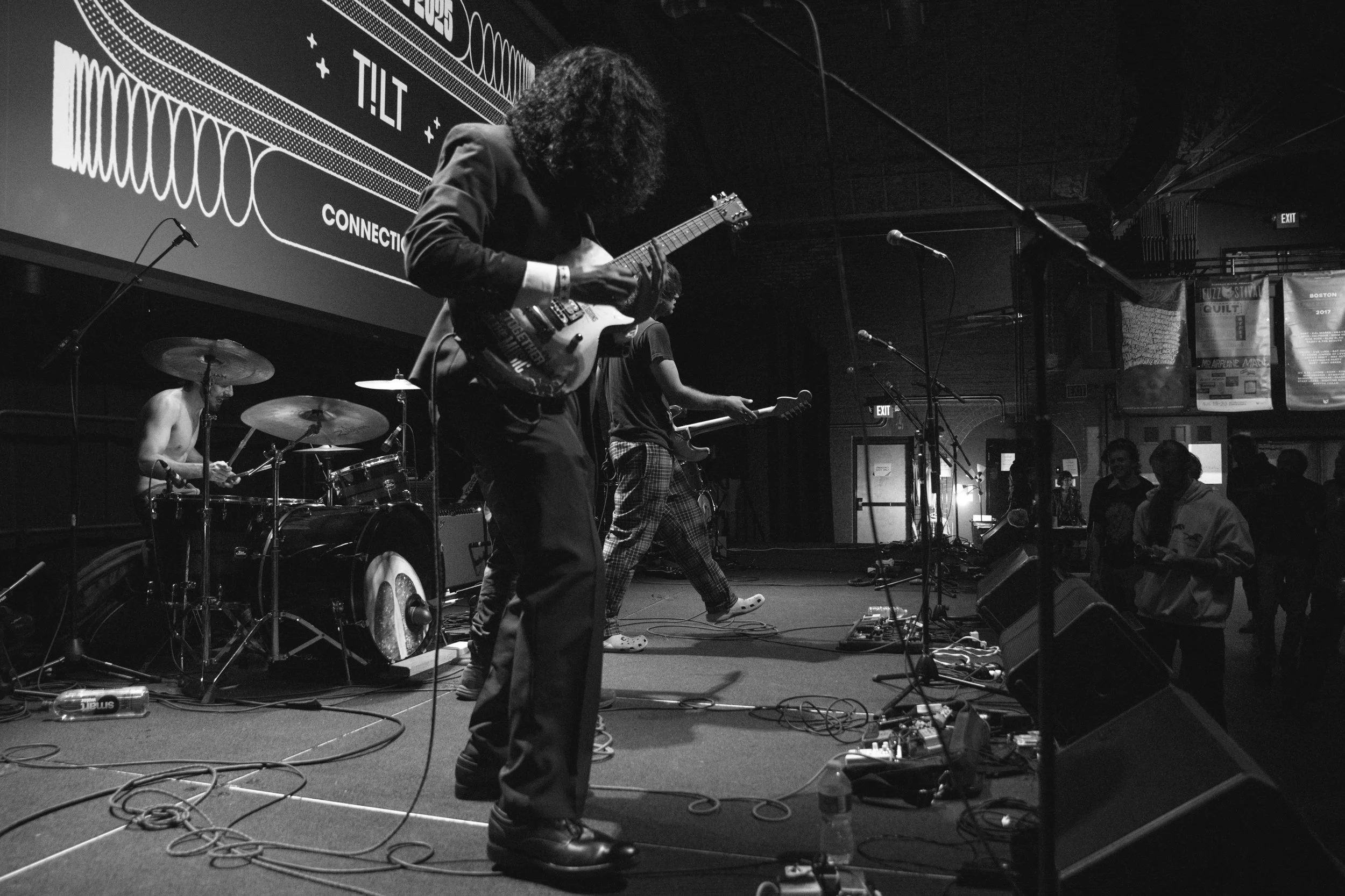 0925_fuzz_tilt_021.jpg