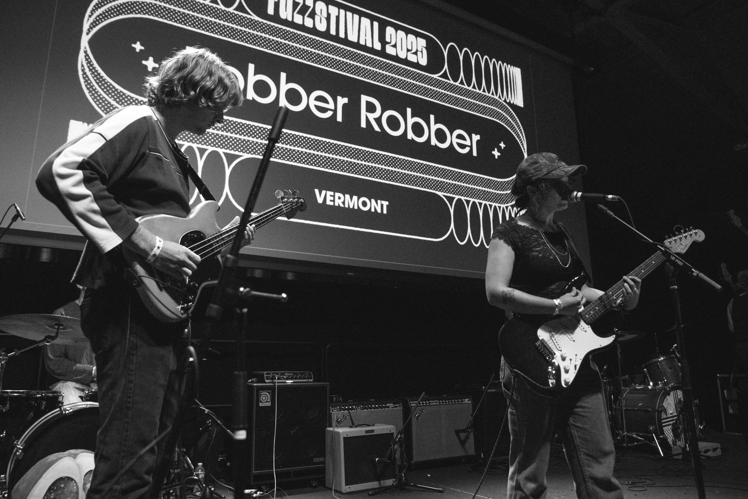 0925_fuzz_robberrobber_008.jpg