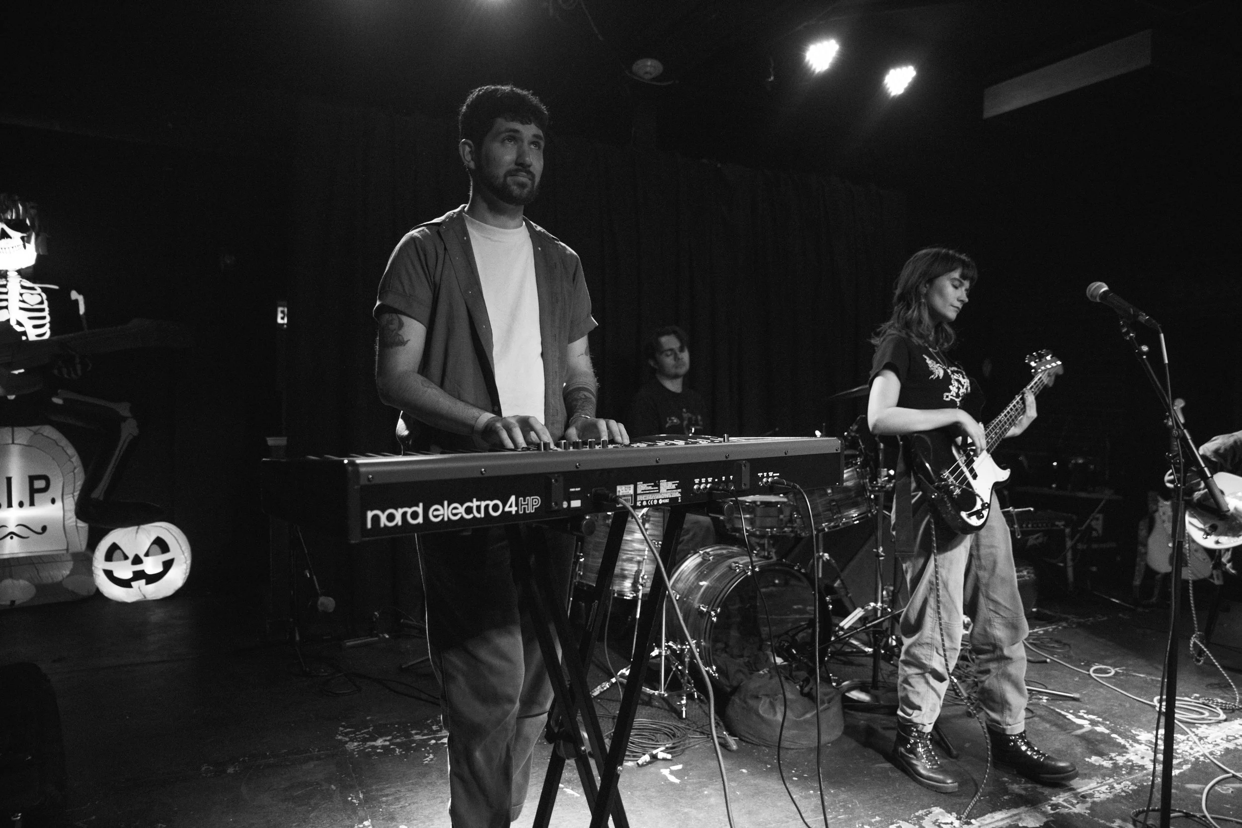 1125_alexander_002.jpg