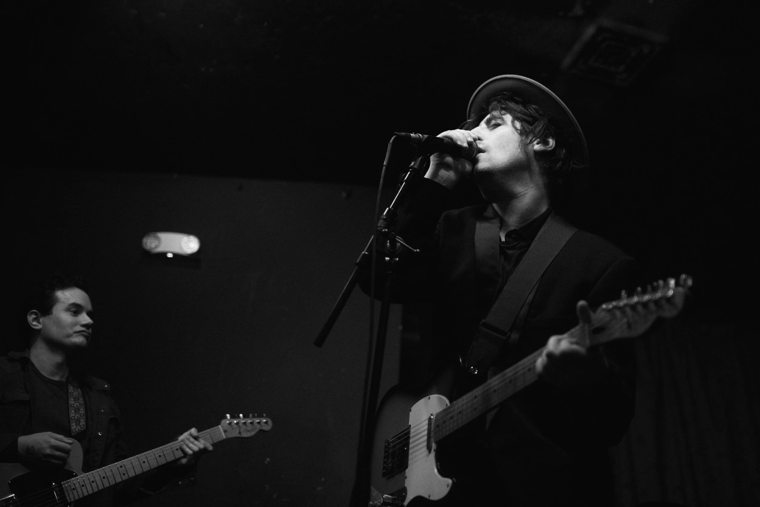 0526_tylerandthenames_004.jpg
